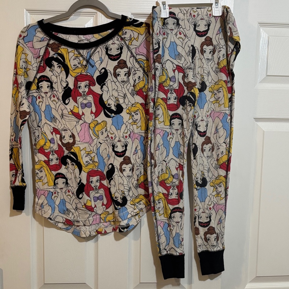 Disney Princess Women’s Pajama Set
